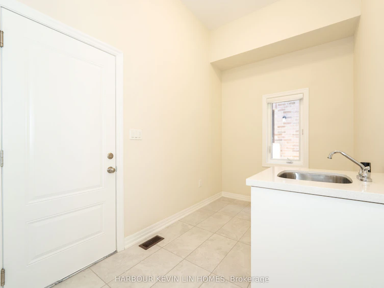 43 Donald Ingram Crescent, Georgina, ON, L4P 0S3 - 23