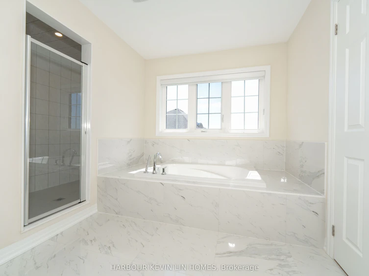 43 Donald Ingram Crescent, Georgina, ON, L4P 0S3 - 34