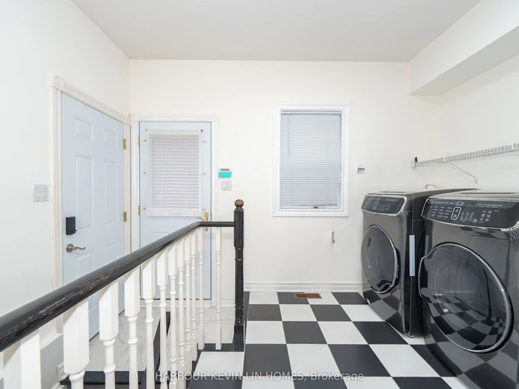39 Montclair Road, Richmond Hill, ON, L4B 2T9 - 40