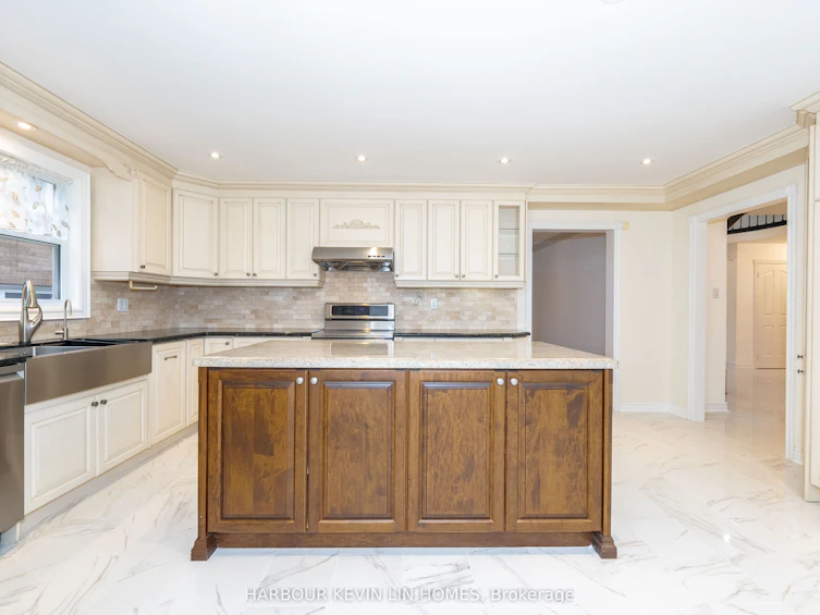 39 Montclair Road, Richmond Hill, ON, L4B 2T9 - 16