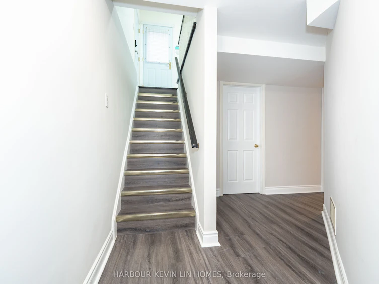 39 Montclair Road, Richmond Hill, ON, L4B 2T9 - 37