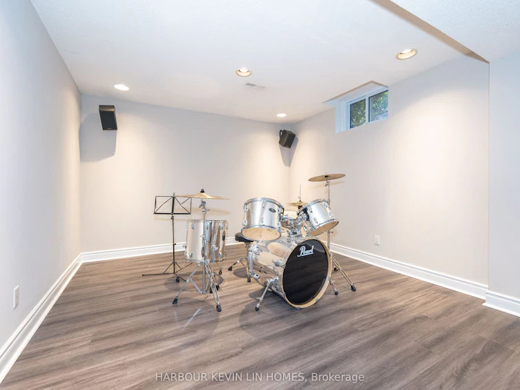 39 Montclair Road, Richmond Hill, ON, L4B 2T9 - 35