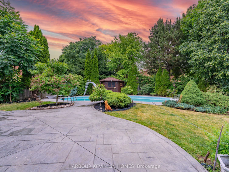 39 Montclair Road, Richmond Hill, ON, L4B 2T9 - 3
