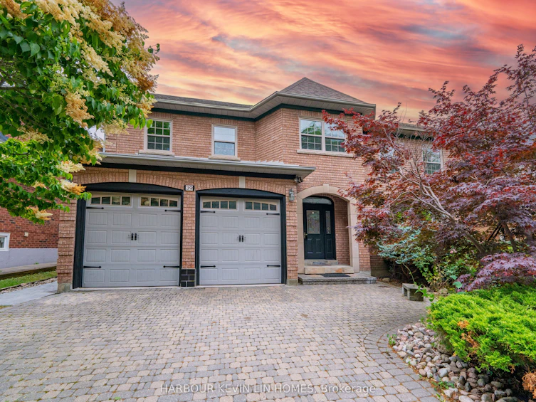 39 Montclair Road, Richmond Hill, ON, L4B 2T9 - 2