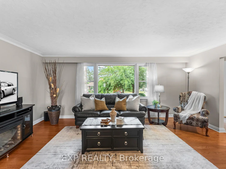 111 Church Street, Georgina, ON, L4P 1J4 - 7