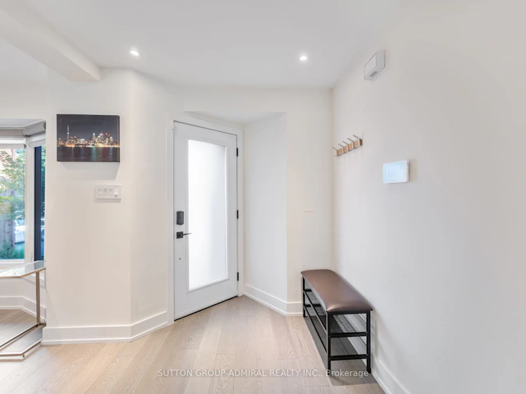 62 Pinewood Drive, Vaughan, ON, L4J 5N8 - 2