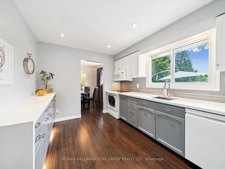 31 Griffith Avenue, Georgina, ON, L0E 1N0 - 10