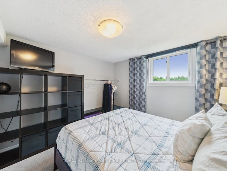 31 Griffith Avenue, Georgina, ON, L0E 1N0 - 33