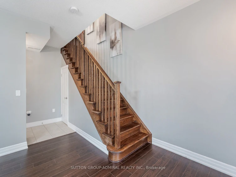 49 Beverley Glen Boulevard, Vaughan, ON, L4J 0G8 - 9