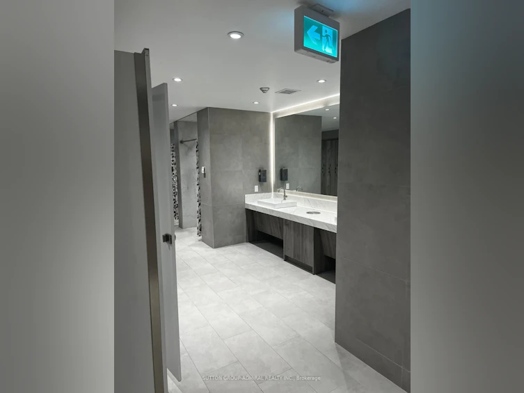 49 Beverley Glen Boulevard, Vaughan, ON, L4J 0G8 - 47
