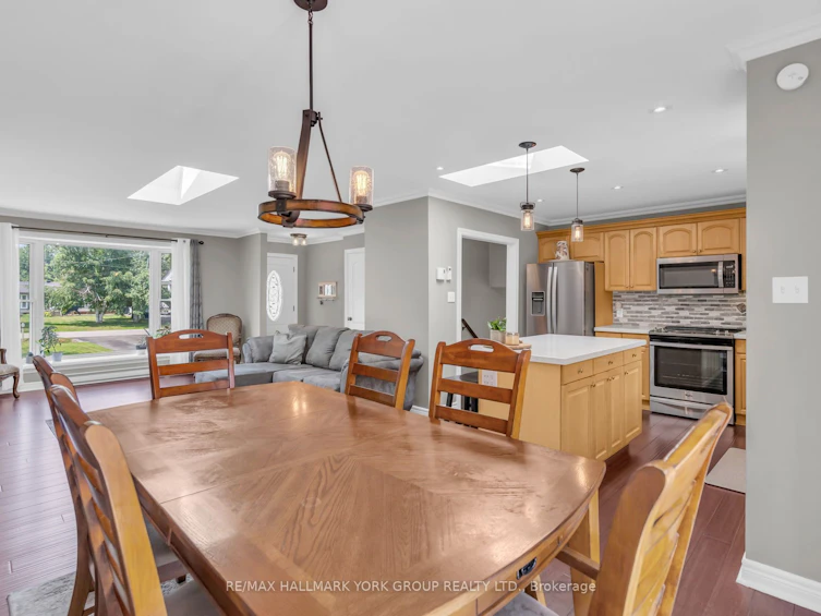 15 Brook Crescent, Georgina, ON, L0E 1N0 - 12