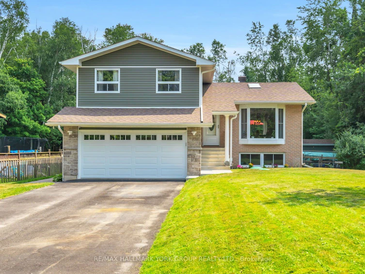 15 Brook Crescent, Georgina, ON, L0E 1N0