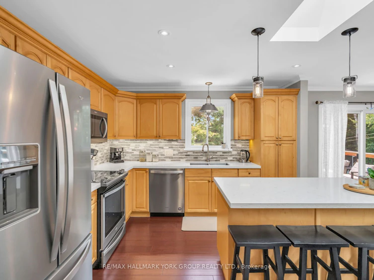15 Brook Crescent, Georgina, ON, L0E 1N0 - 17