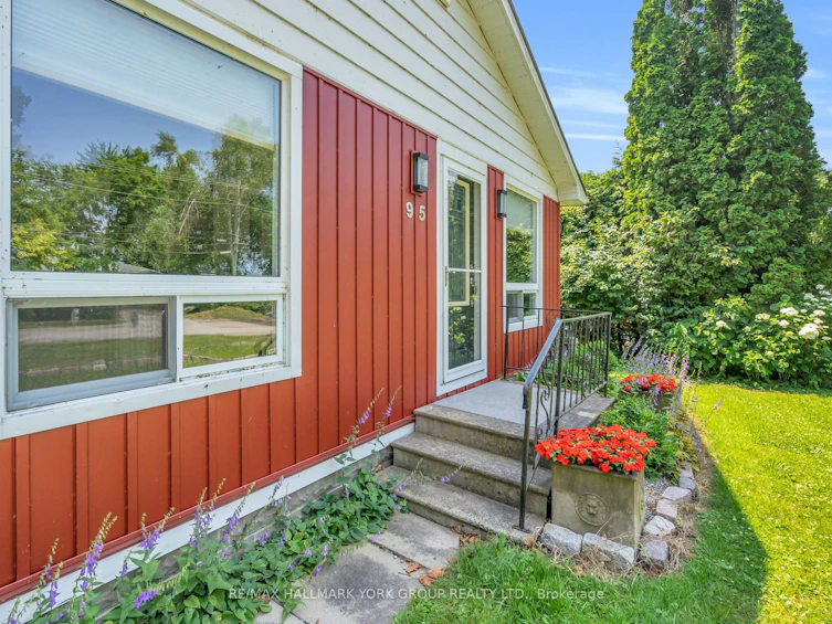 95 Clovelly Cove N/A, Georgina, ON, L0E 1N0 - 5