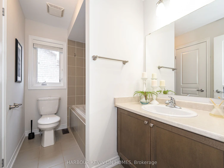 6 Amaranth Court, Richmond Hill, ON, L4E 0M2 - 36