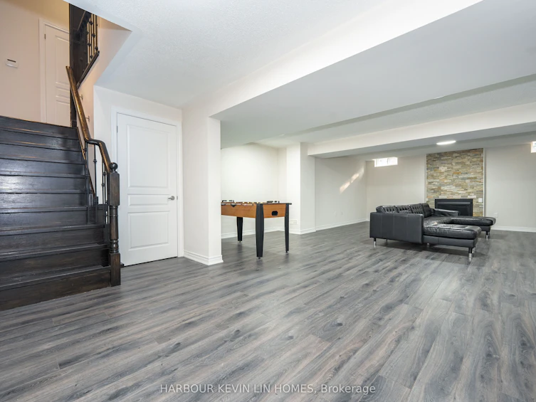 6 Amaranth Court, Richmond Hill, ON, L4E 0M2 - 38