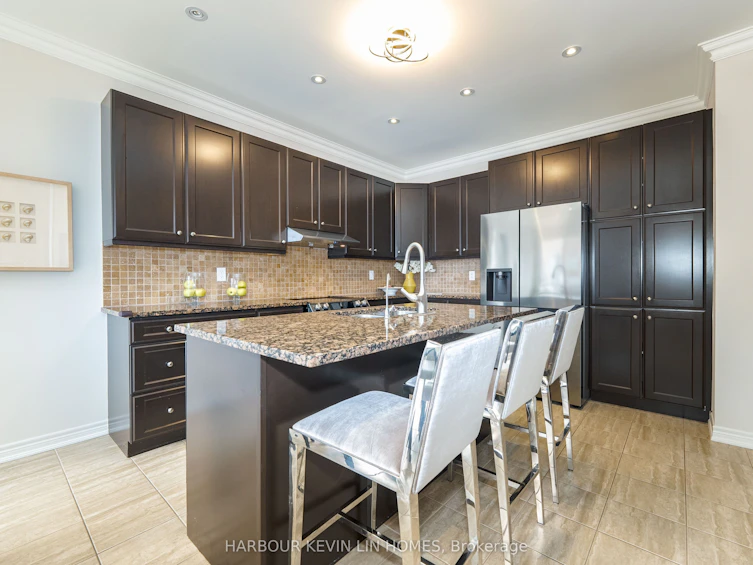 6 Amaranth Court, Richmond Hill, ON, L4E 0M2 - 18