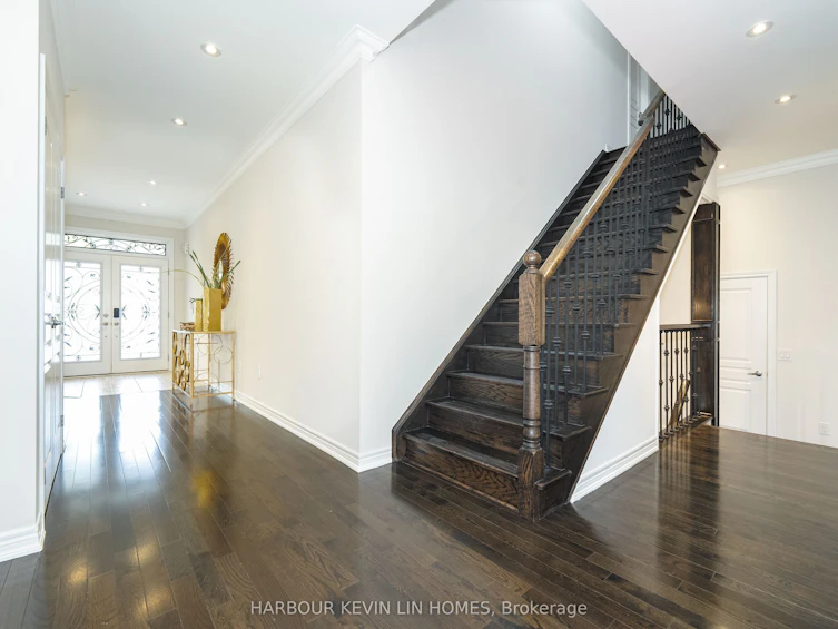 6 Amaranth Court, Richmond Hill, ON, L4E 0M2 - 8