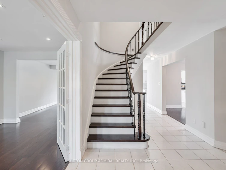 280 Bernard Avenue, Richmond Hill, ON, L4S 1C9 - 7