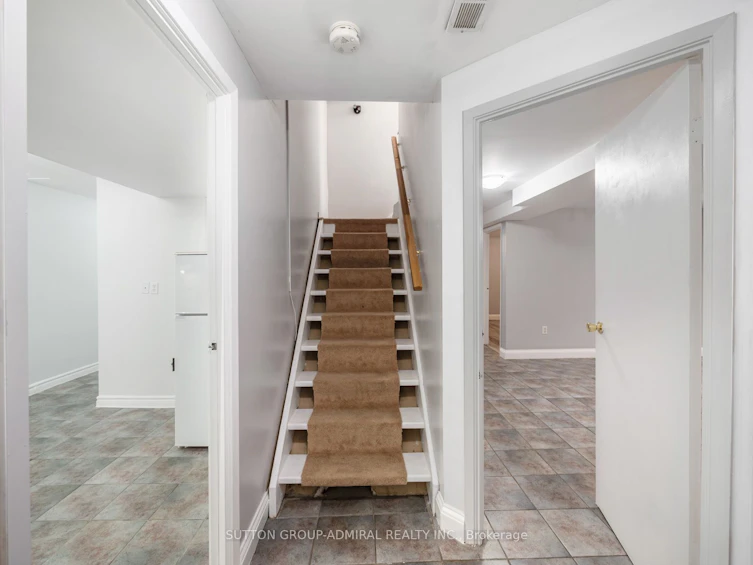 280 Bernard Avenue, Richmond Hill, ON, L4S 1C9 - 31
