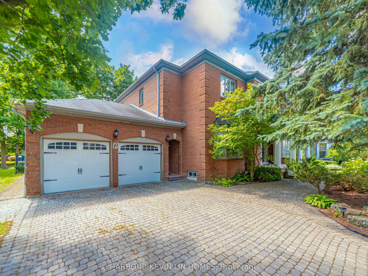 10 Edmund Crescent, Richmond Hill, ON, L4B 2X9 - 2