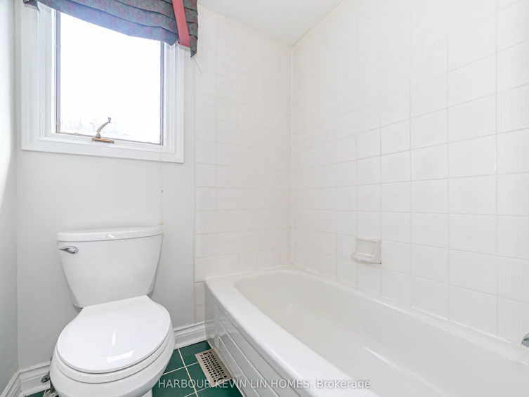 10 Edmund Crescent, Richmond Hill, ON, L4B 2X9 - 35