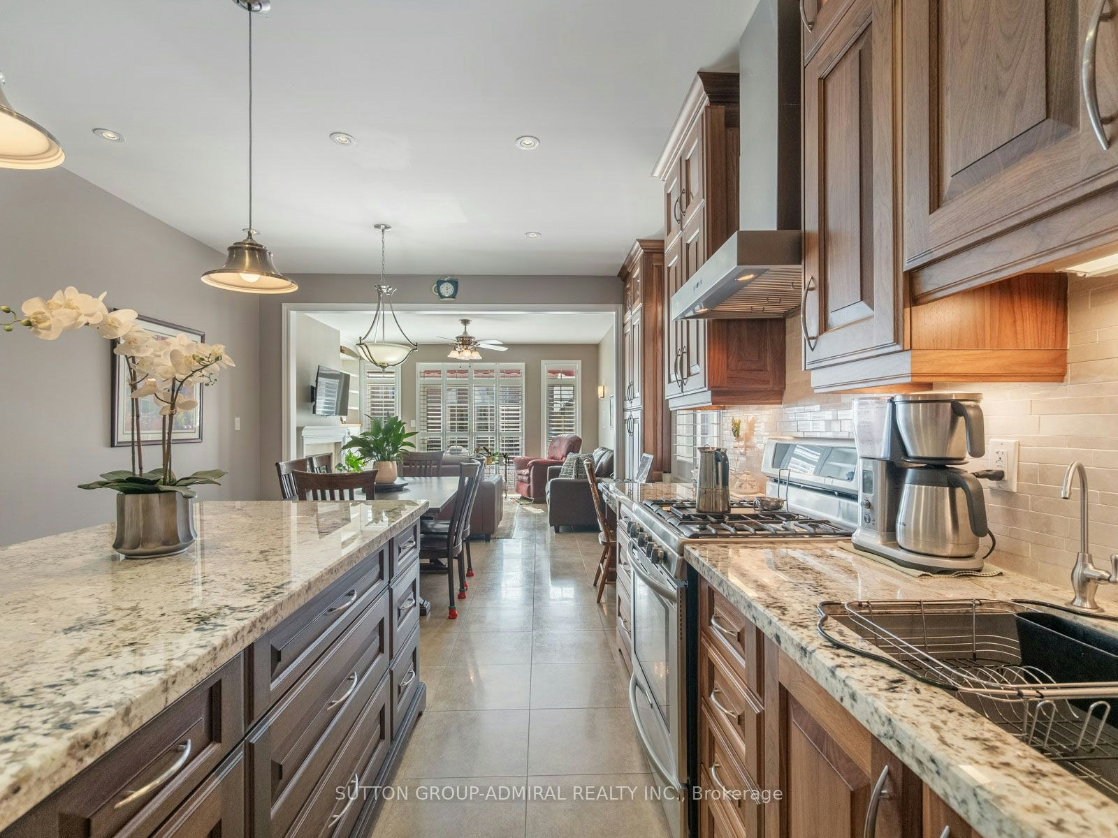 8 Little Hannah Lane, Vaughan, ON, L6A 0E3