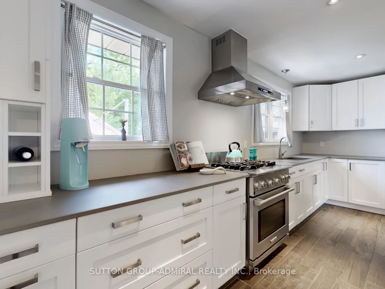 8 Balmoral Heights, East Gwillimbury, ON, L0G 1R0 - 12