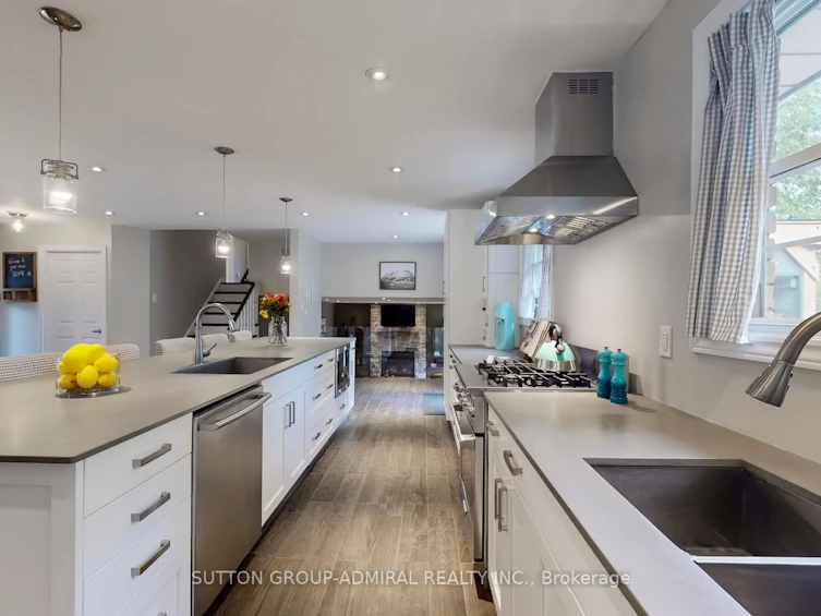 8 Balmoral Heights, East Gwillimbury, ON, L0G 1R0 - 9