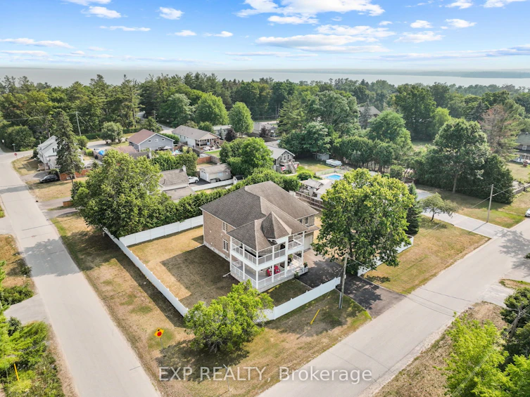 371 Raines Street, Georgina, ON, L4P 3C8 - 2