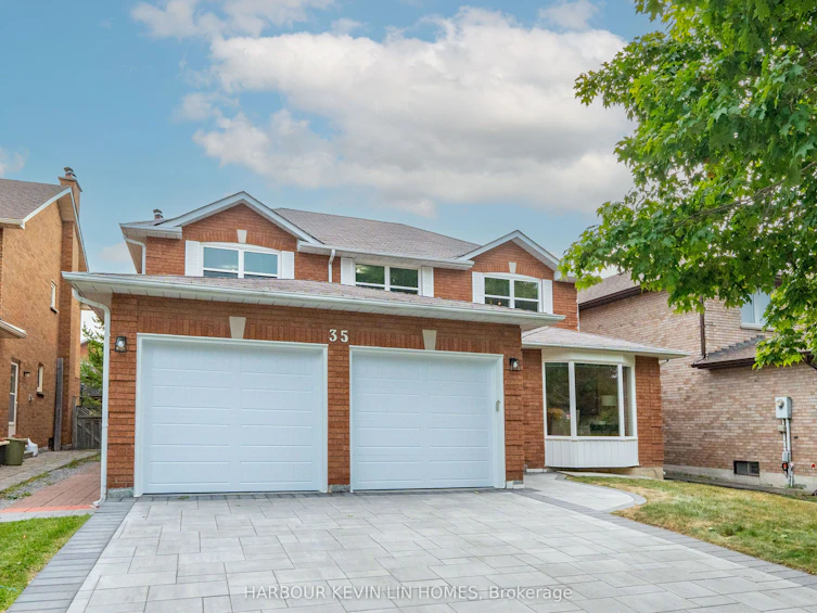 35 Lynngrove Crescent, Richmond Hill, ON, L4B 2C1