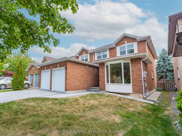 35 Lynngrove Crescent, Richmond Hill, ON, L4B 2C1 - 3