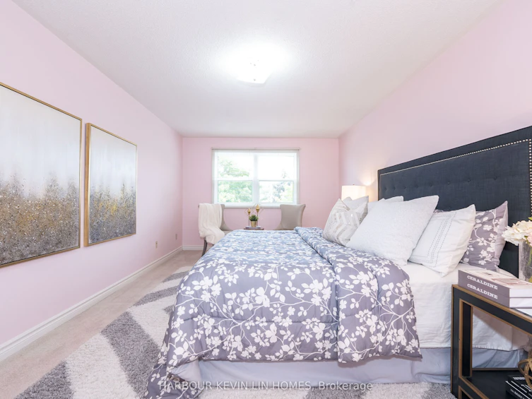 35 Lynngrove Crescent, Richmond Hill, ON, L4B 2C1 - 35