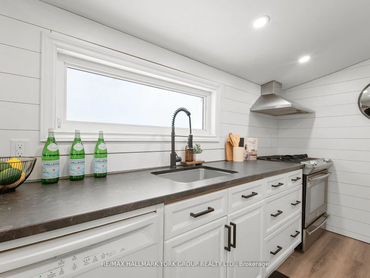 247 Shorecrest Road, Georgina, ON, L4P 1J3 - 5