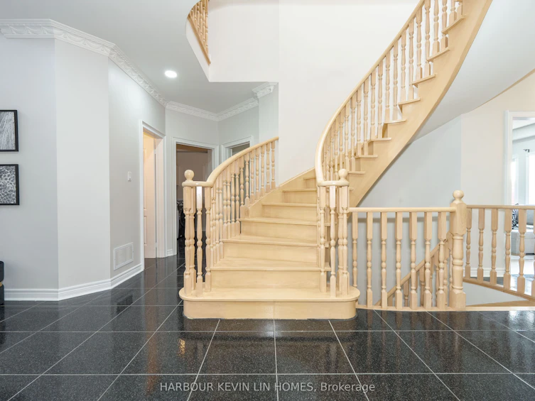 77 Kevi Crescent, Richmond Hill, ON, L4B 3C9 - 14