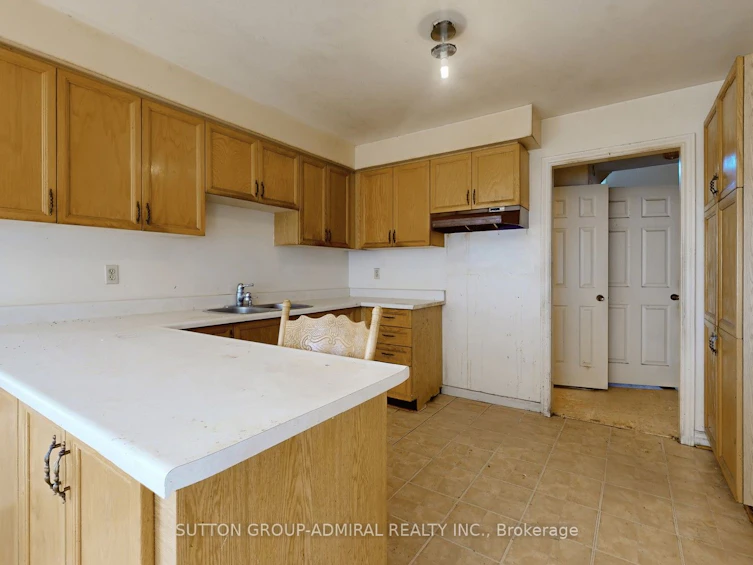 71 Featherstone Avenue, Markham, ON, L3S 3G8 - 7