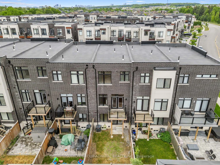 10 Golden Trail, Vaughan, ON, L6A 5A1 - 33
