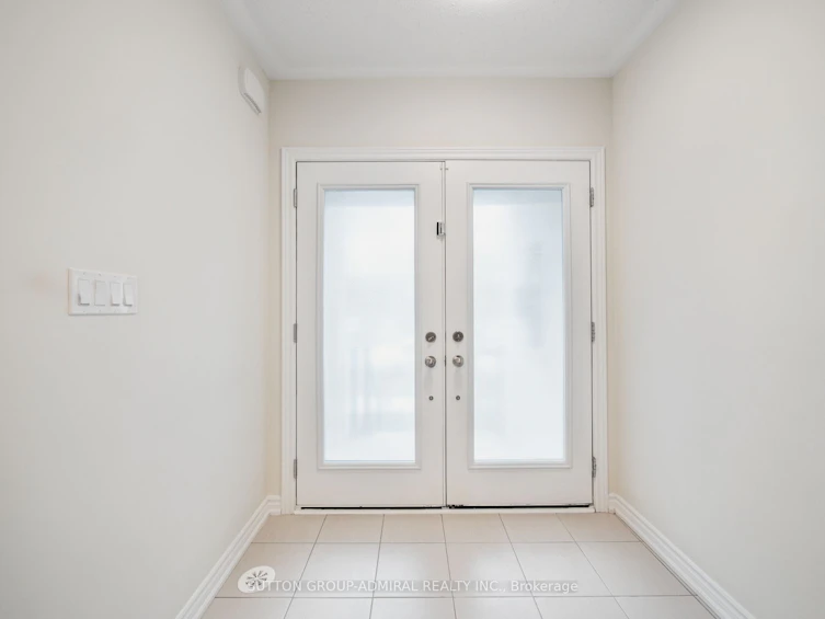 10 Golden Trail, Vaughan, ON, L6A 5A1 - 2