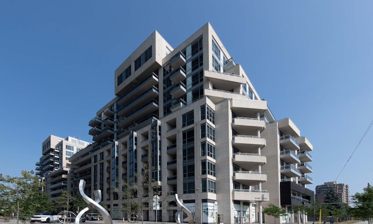 607-9191 Yonge Street NW