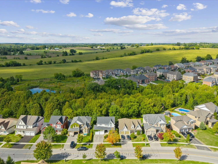340 King Street E, East Gwillimbury, ON, L0G 1M0 - 50