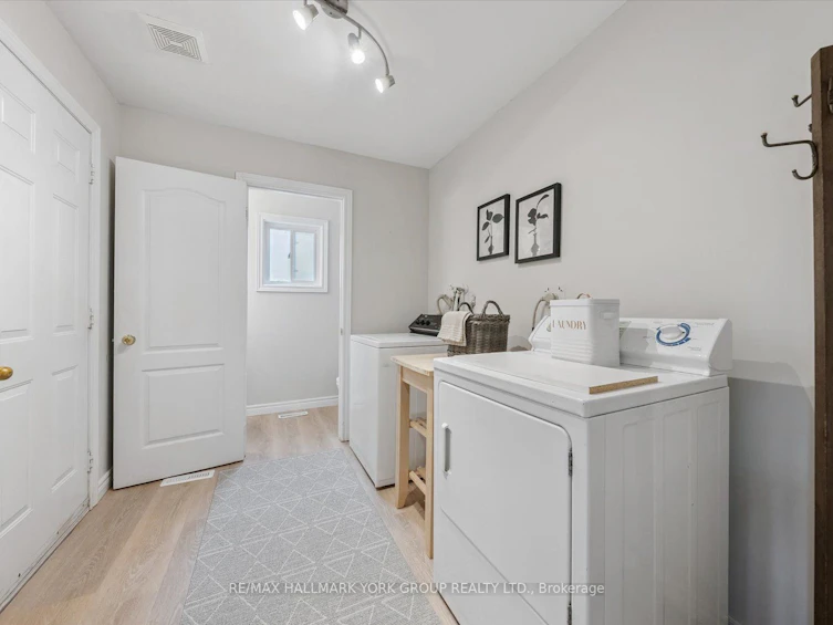340 King Street E, East Gwillimbury, ON, L0G 1M0 - 21