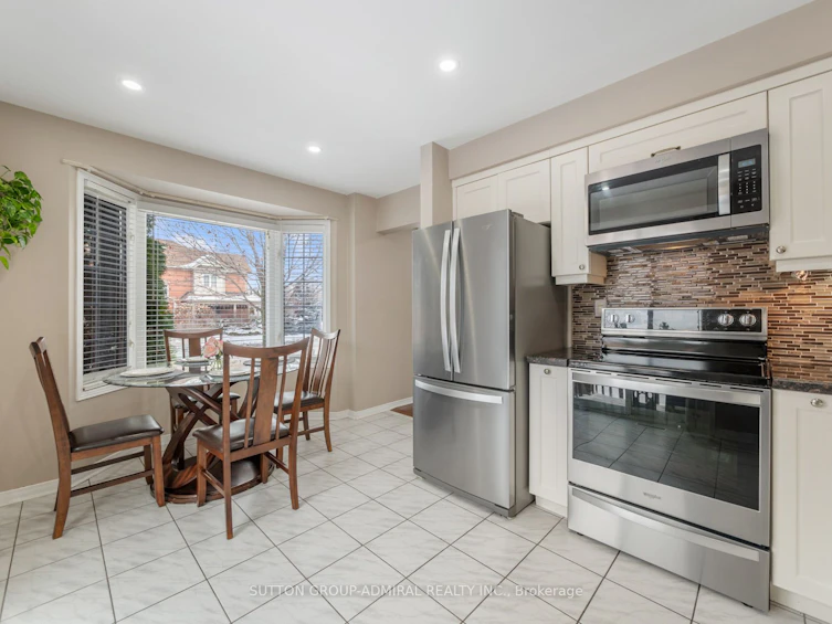 2 Marathon Avenue, Vaughan, ON, L4K 5H1 - 13