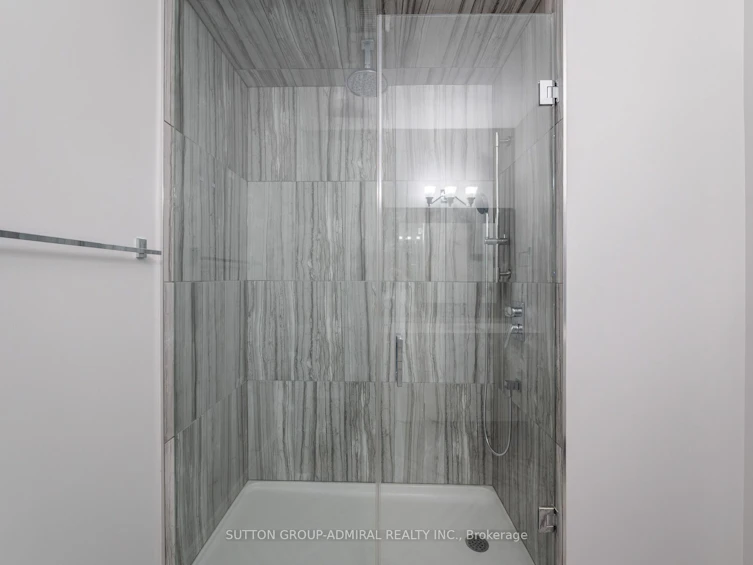 62 Gardiner Drive, Bradford West Gwillimbury, ON, L3Z 3E9 - 22