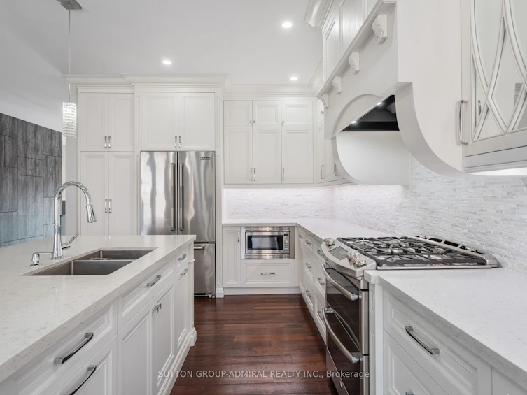 62 Gardiner Drive, Bradford West Gwillimbury, ON, L3Z 3E9 - 12