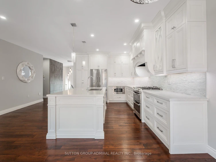 62 Gardiner Drive, Bradford West Gwillimbury, ON, L3Z 3E9 - 11