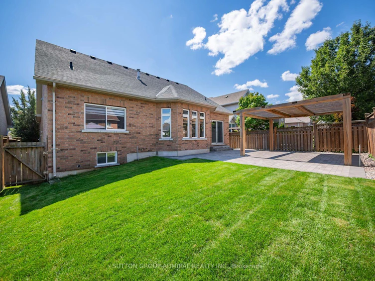 62 Gardiner Drive, Bradford West Gwillimbury, ON, L3Z 3E9 - 30