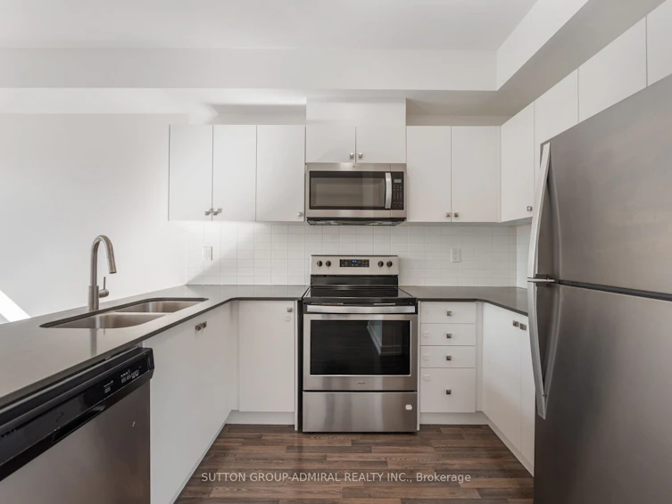 110 Dalhousie Street, Vaughan, ON, L4L 0L7 - 9
