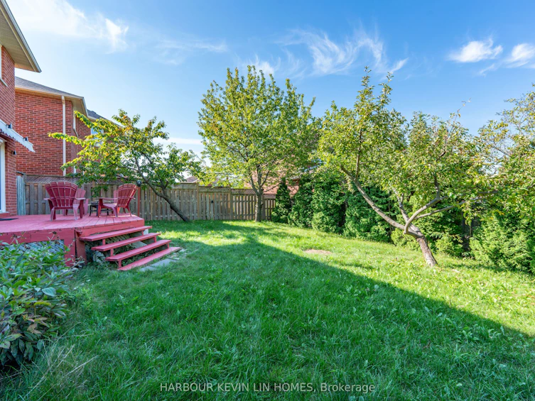 39 Kew Gardens, Richmond Hill, ON, L4B 1R6 - 39