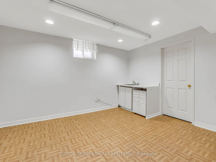 44 Brownridge Drive, Vaughan, ON, L4J 7R7 - 38