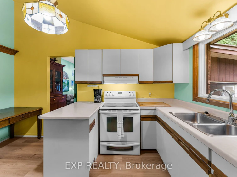 15 Klimek Boulevard, Georgina, ON, L0E 1L0 - 16